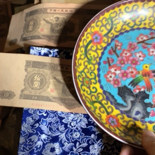 盘花瓶摆件创意产业