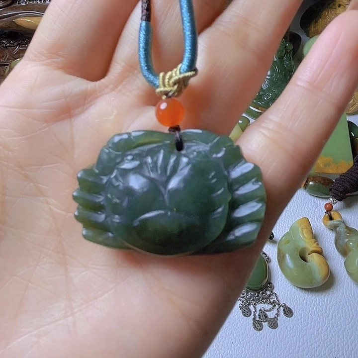岫岩河磨玉（透闪石质玉）未镶嵌把件