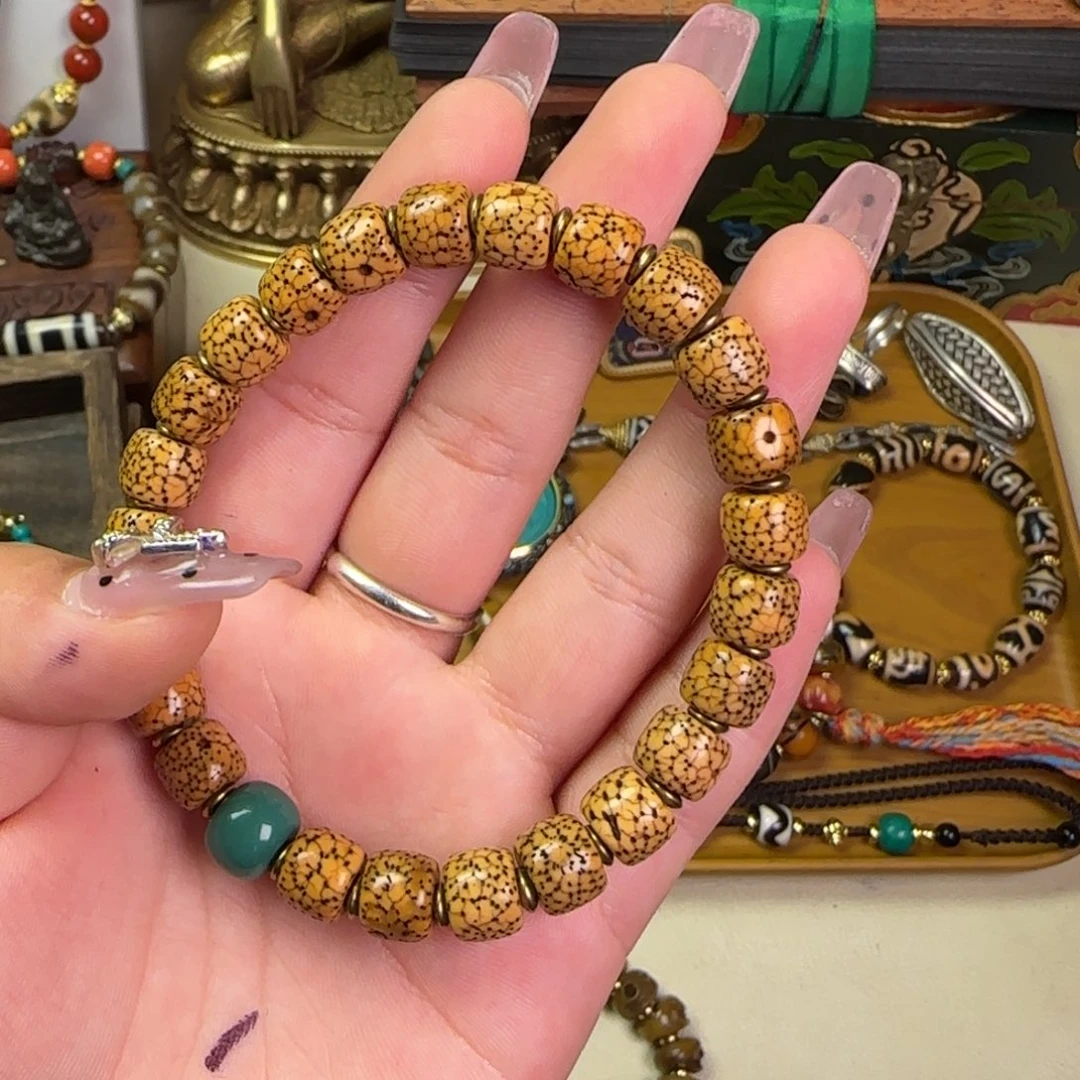 Y***.大叶紫檀（黑酸枝木类）