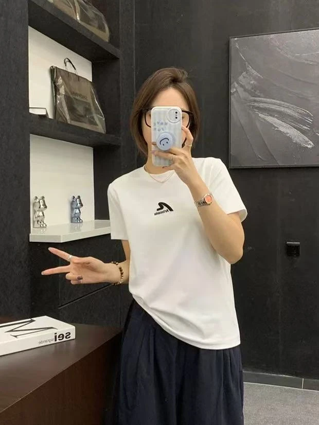 8017夏季新款宽松显瘦洋气百搭毛刷字母短袖T恤女