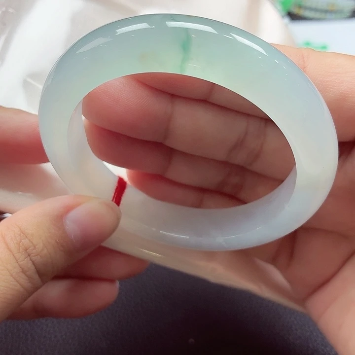 翡翠未镶嵌手镯天然缅甸A货翡翠