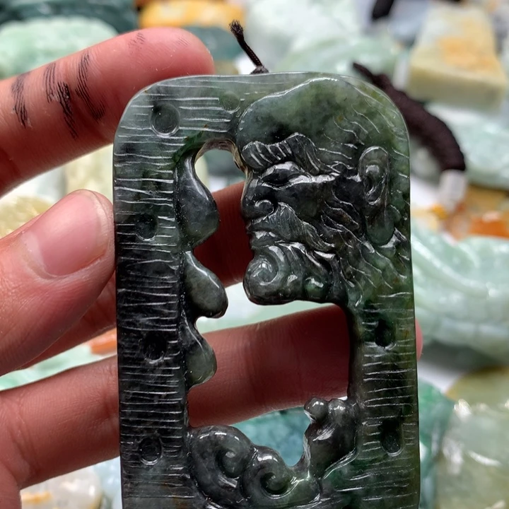 翡翠未镶嵌颈饰保真天然a货翡翠