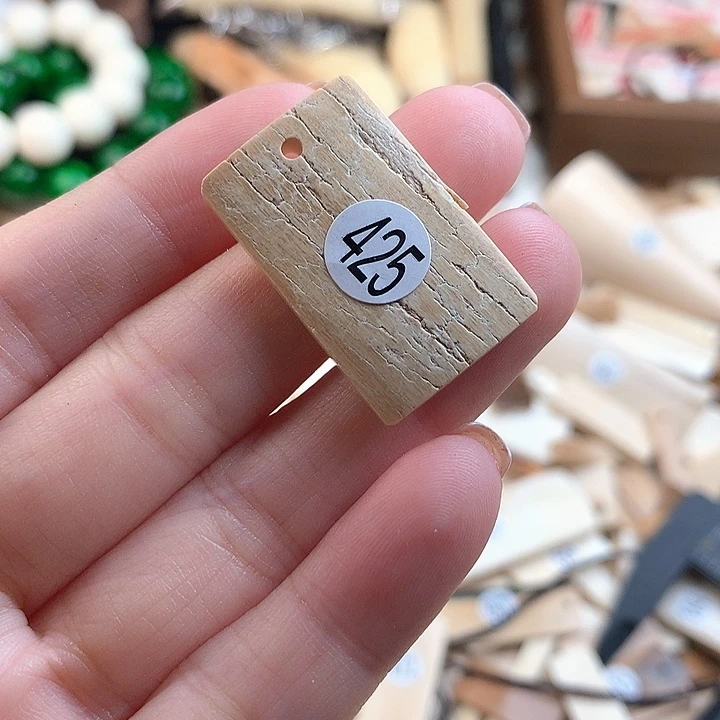 泥塑不打孔联系客服