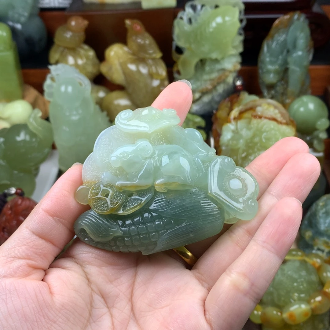 岫玉未镶嵌手把件