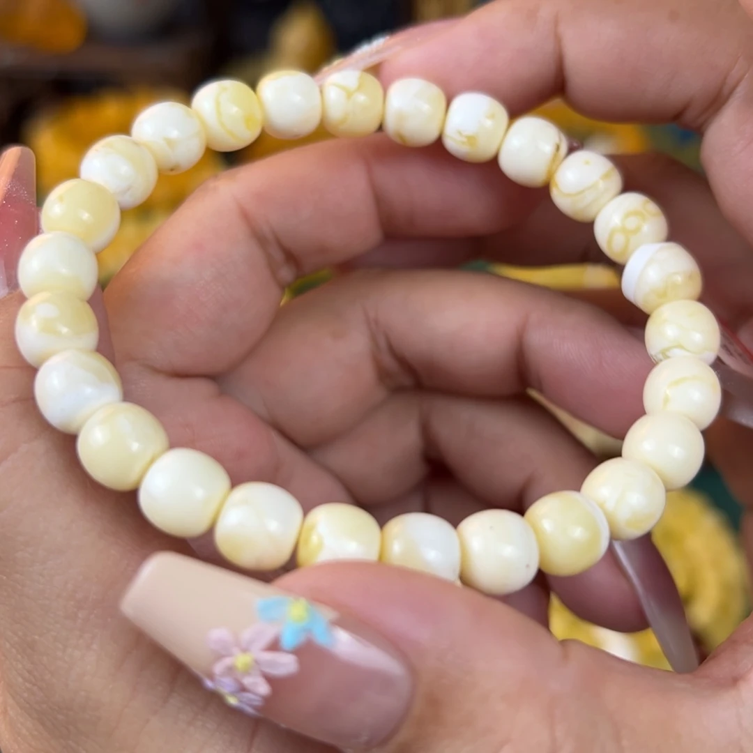 未镶嵌琥珀珠宝奇石