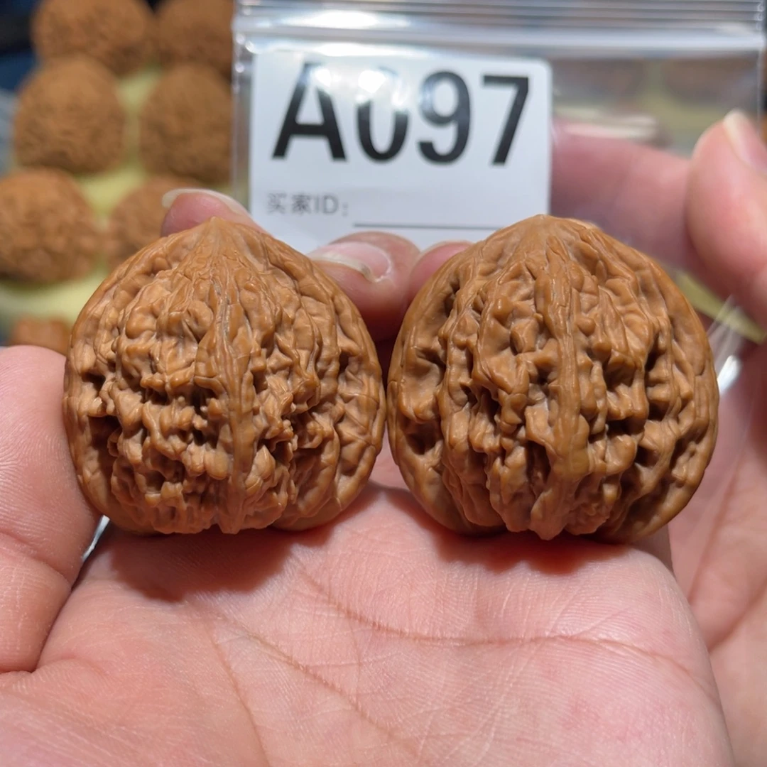 文玩核桃把件正版蓟县虎头王42全品