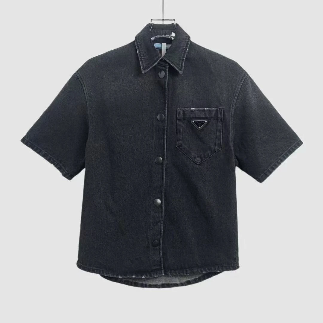 99新 Prada/普拉达 /葡萄籽奢潮/纯色三角徽标装饰牛仔短袖/38码