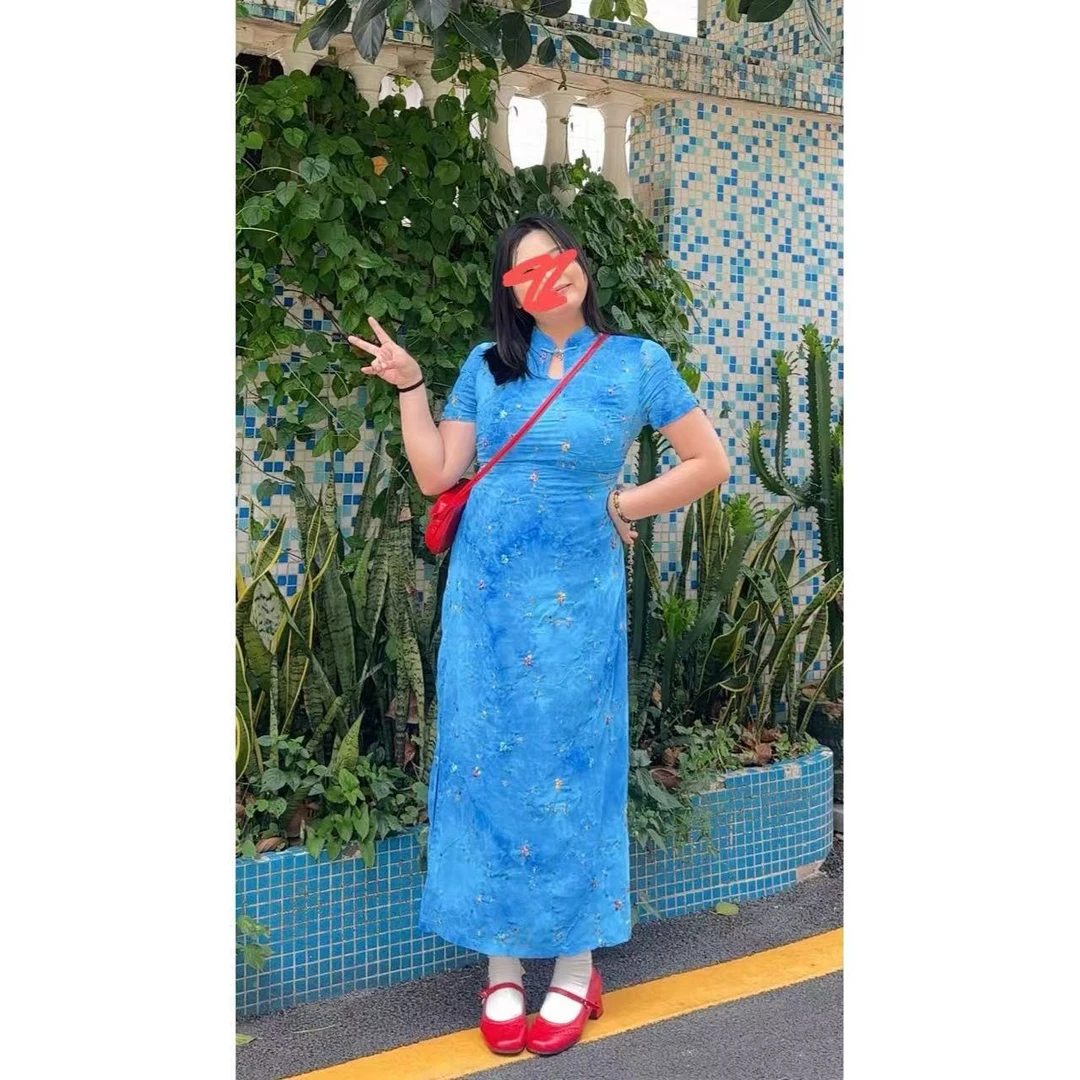 【啵啵】新款新中式改良旗袍刺绣压皱扎染连衣裙蓝色复古气质长裙