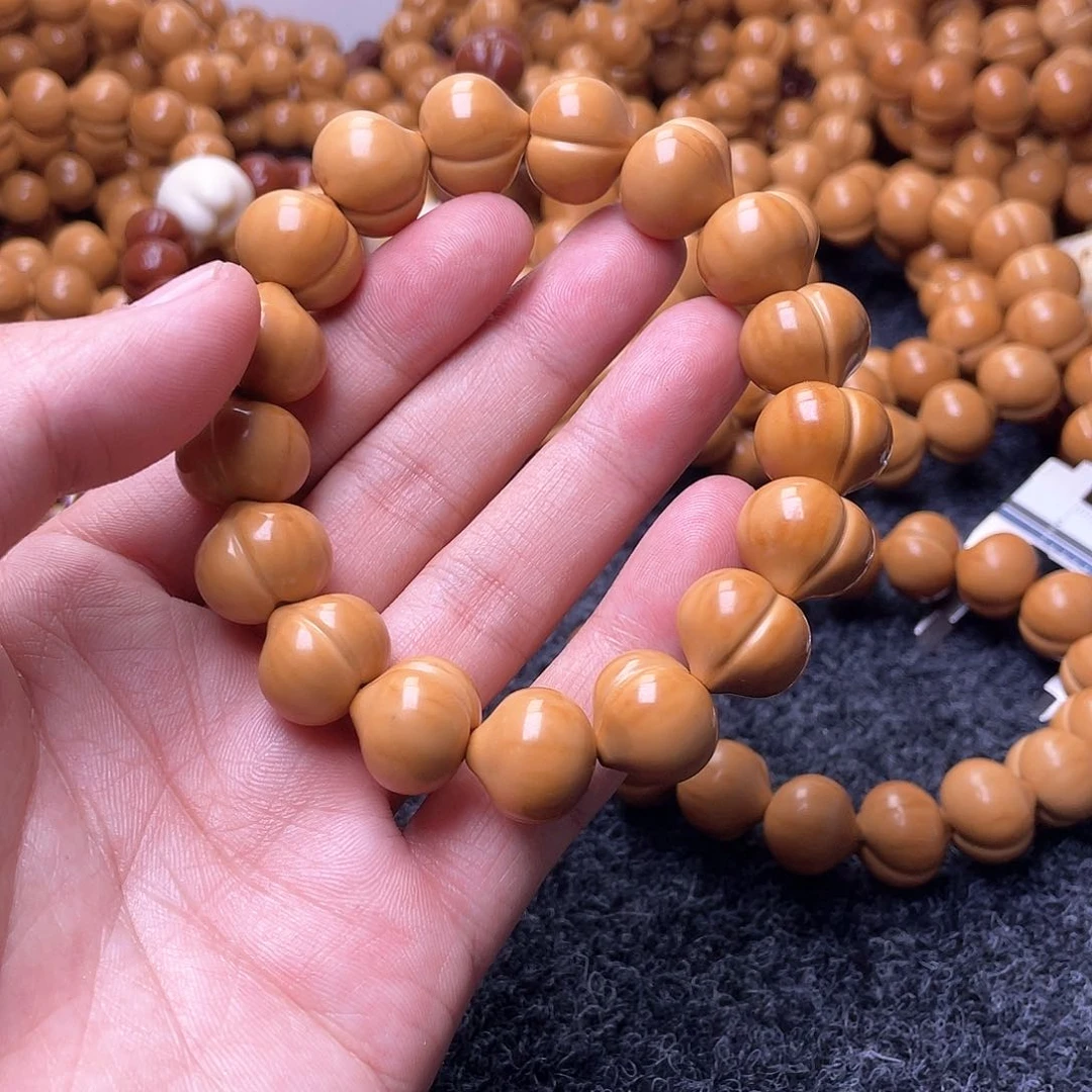 手串猴头核桃15纯手工镜面大尺寸柯基屁桃手串。返油款