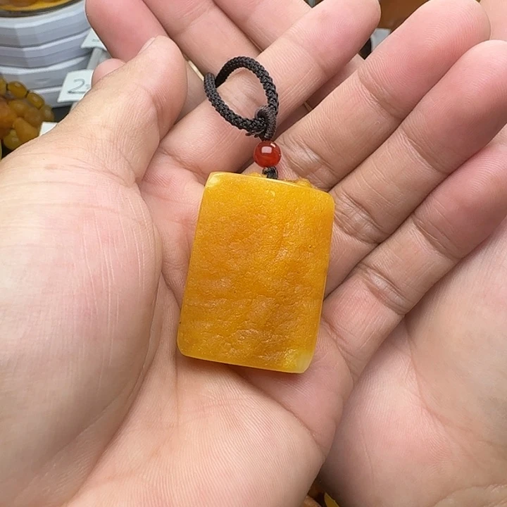 琥珀未镶嵌裸石天然蜜蜡吊坠