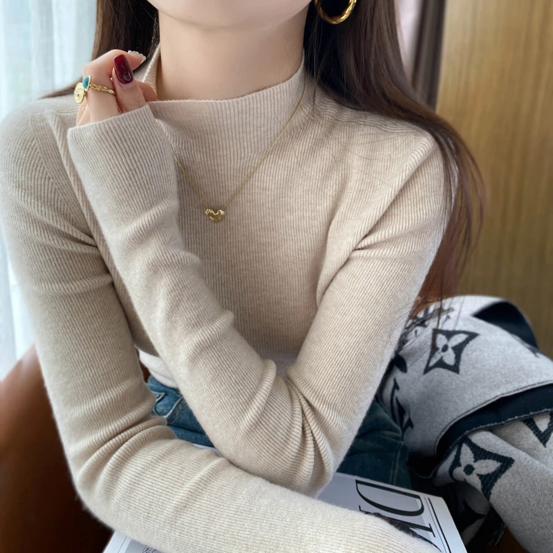 无缝一体半高领打底衫女内搭2025冬季新款针织毛衣高级感上衣