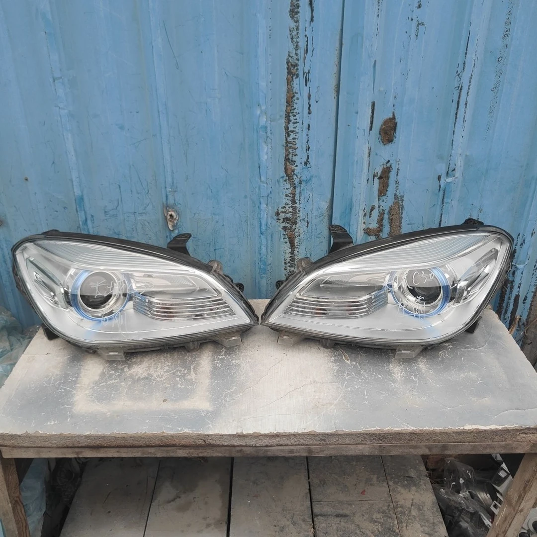 适用长城腾翼C30前大灯15到16款前照明灯前车灯