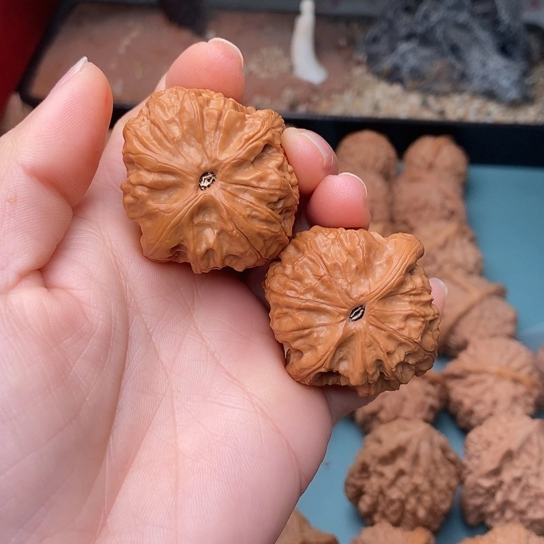 文玩核桃吊坠穿甲1