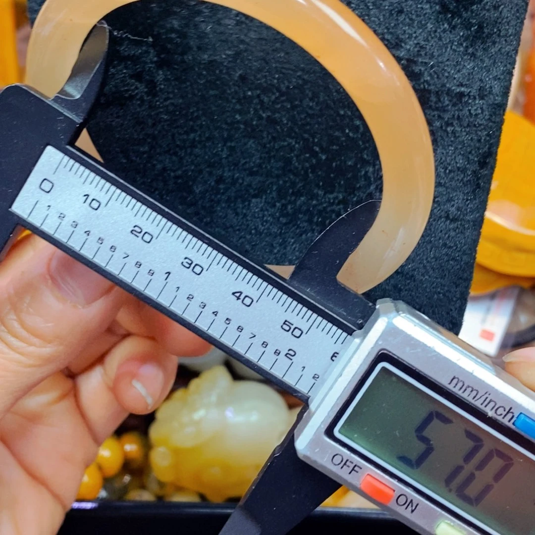 合金石英质玉（黄龙玉）珠宝半成品