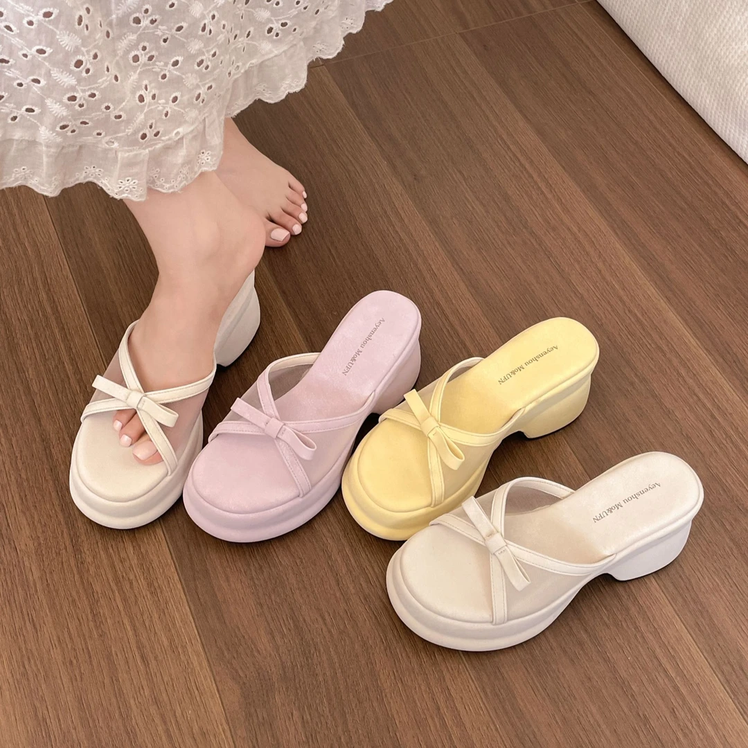 温柔法式仙女风一字拖鞋女夏外穿2025新款配裙子凉鞋厚底坡跟凉拖