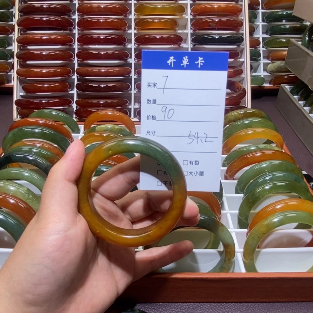未镶嵌蛇纹石玉手镯安****泰7