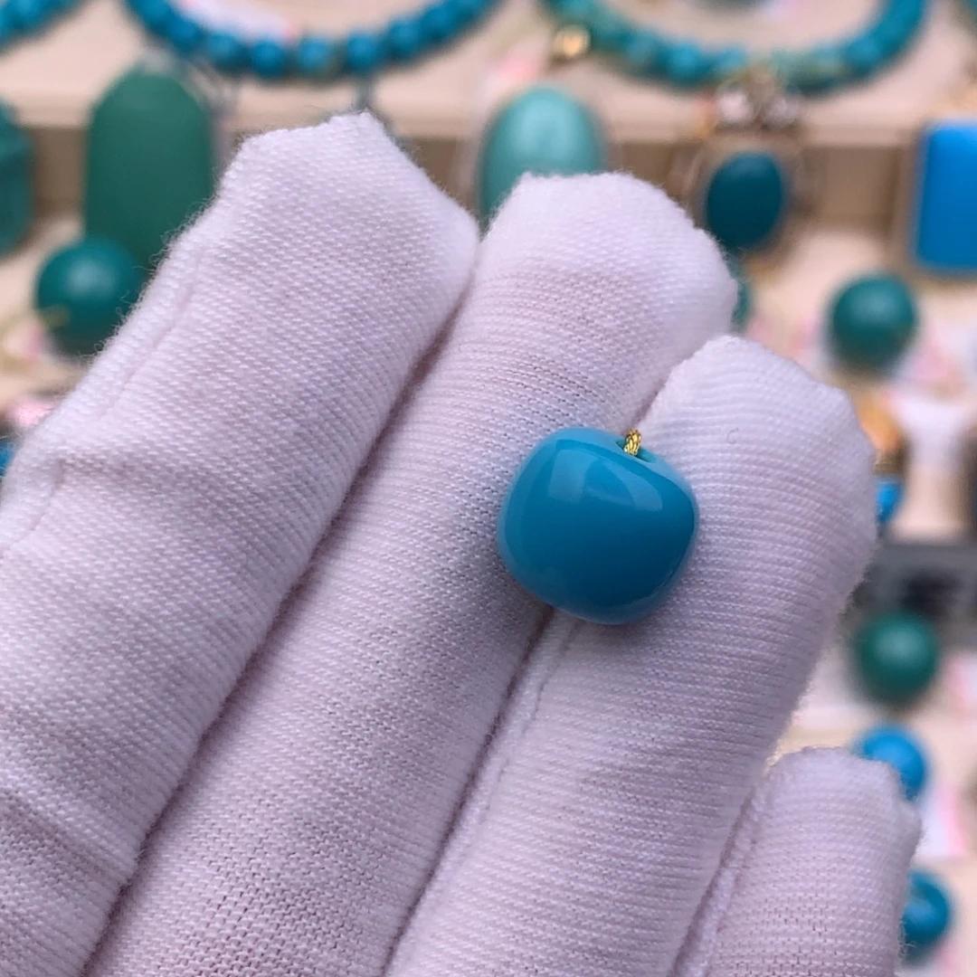 绿松石未镶嵌珠宝奇石11.2