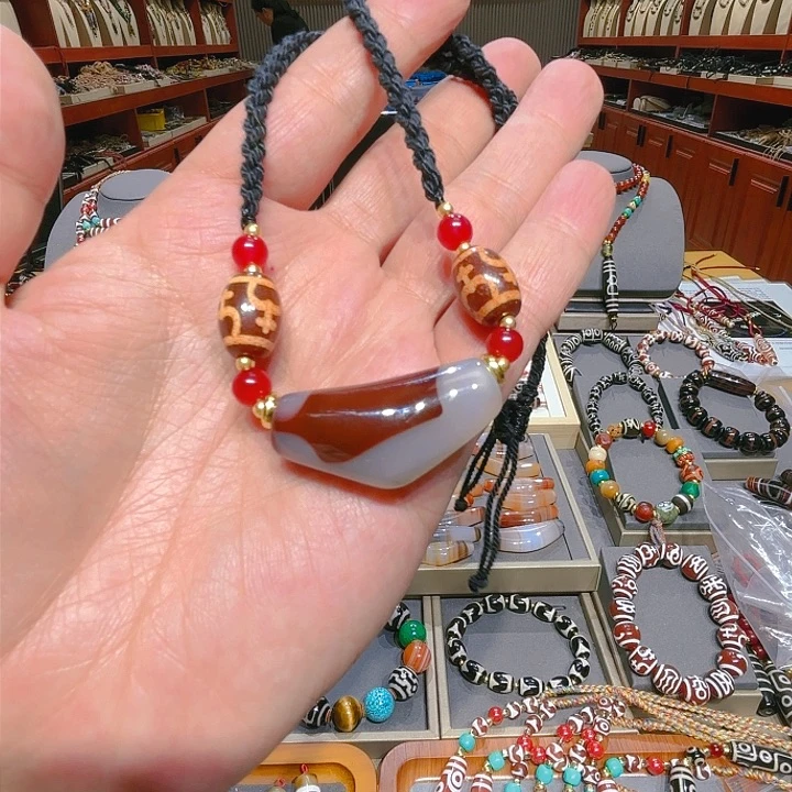 未镶嵌玛瑙/玉髓珠宝奇石