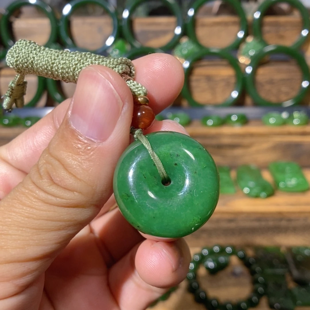 【闪购商品】吊坠(不含链)未镶嵌和田玉加拿大碧玉平安扣 25