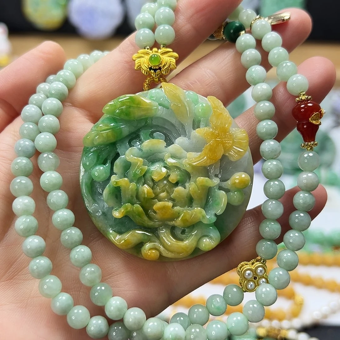 翡翠未镶嵌颈饰吊坠