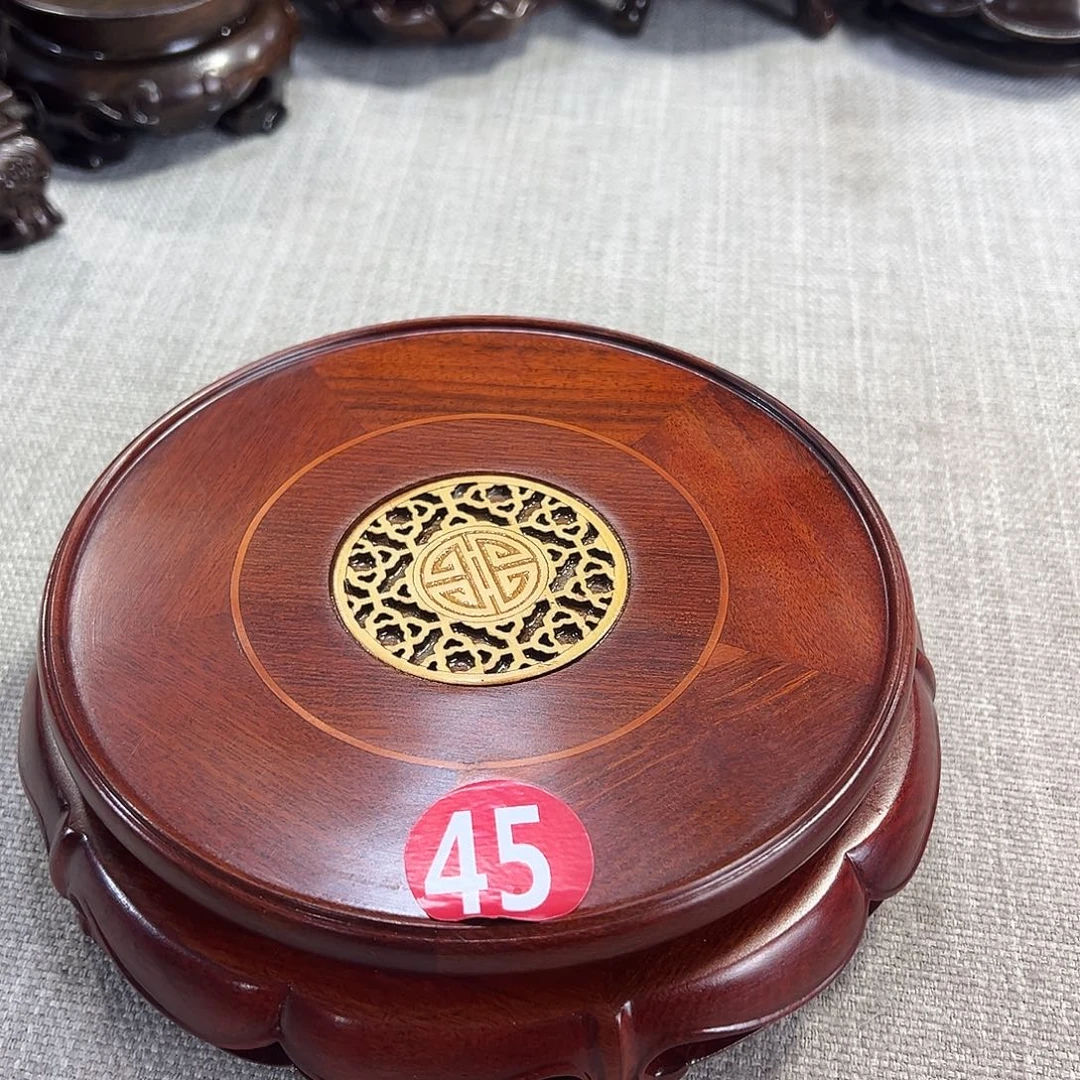 海***生红木底座精雕工艺品