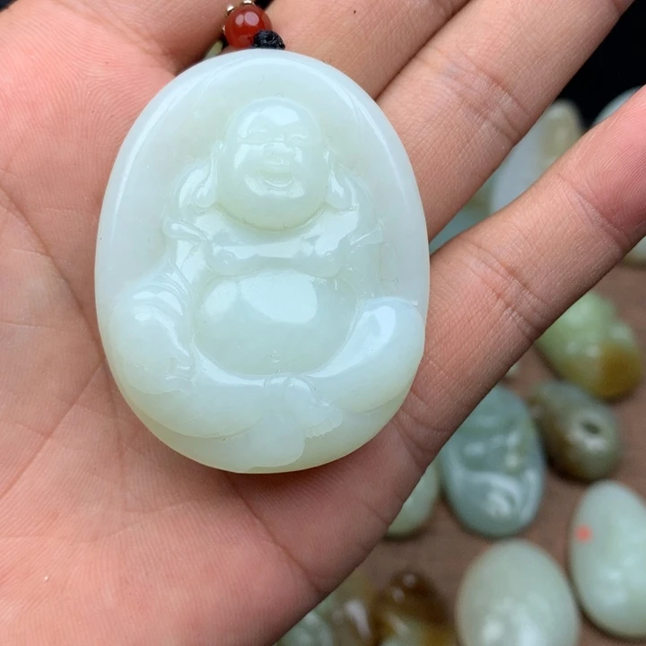 和田玉（糖玉）未镶嵌颈饰