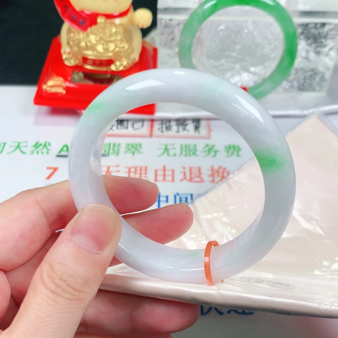 翡翠手镯未镶嵌1040