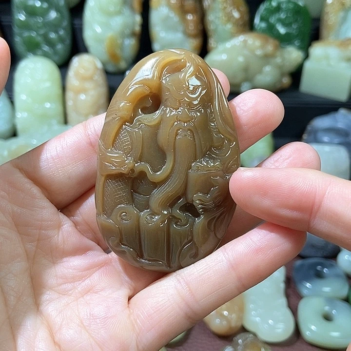 颈饰未镶嵌和田玉