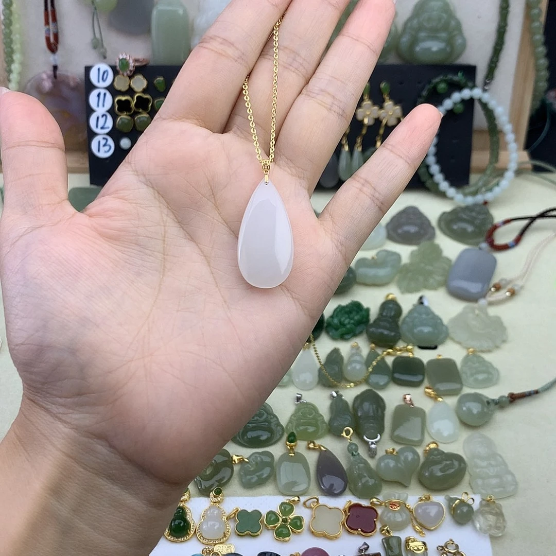 和田玉18K金镶嵌吊坠(不含链)