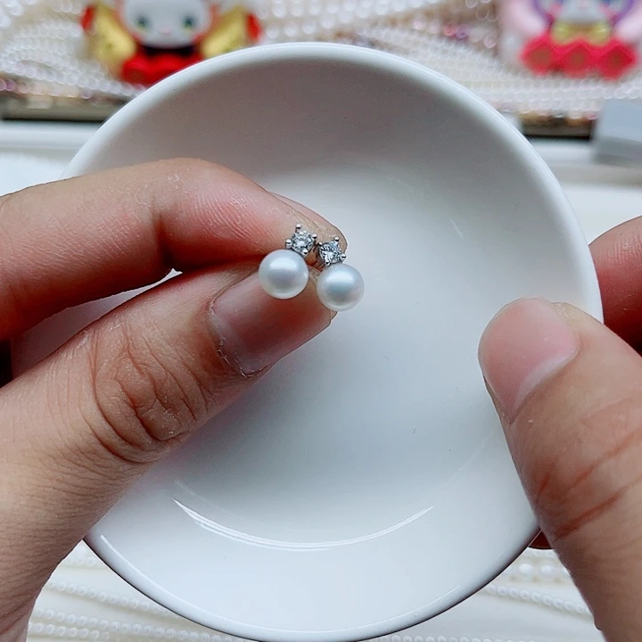 银S925镶嵌淡水珍珠耳饰