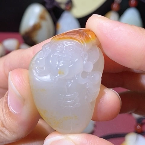 【闪购商品】未镶嵌和田玉挂件冬**月