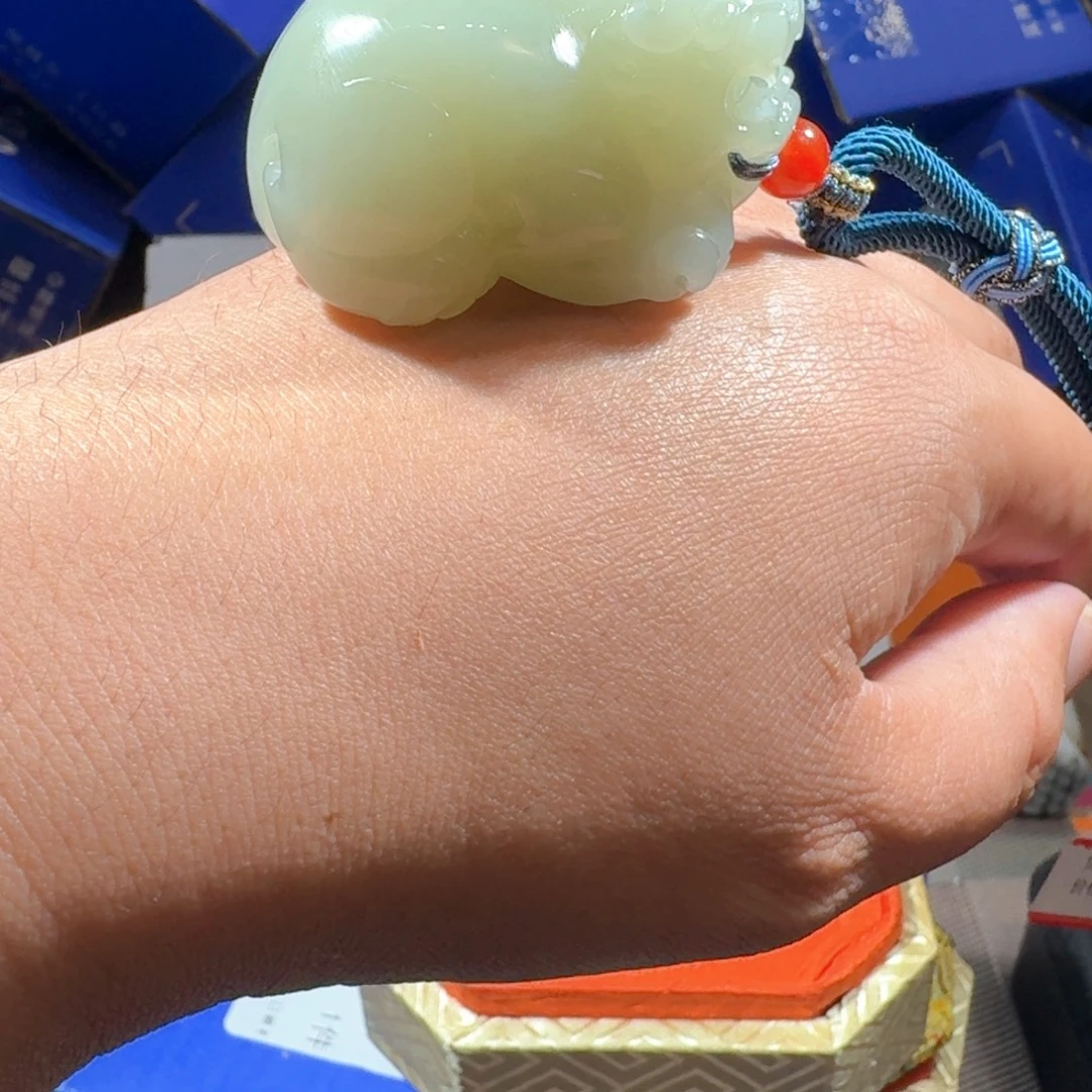 和田玉（糖玉）未镶嵌颈饰