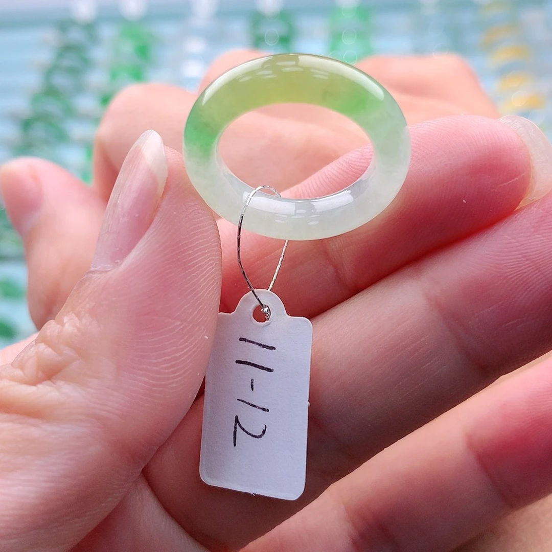 翡翠戒指未镶嵌A货缅甸翡翠