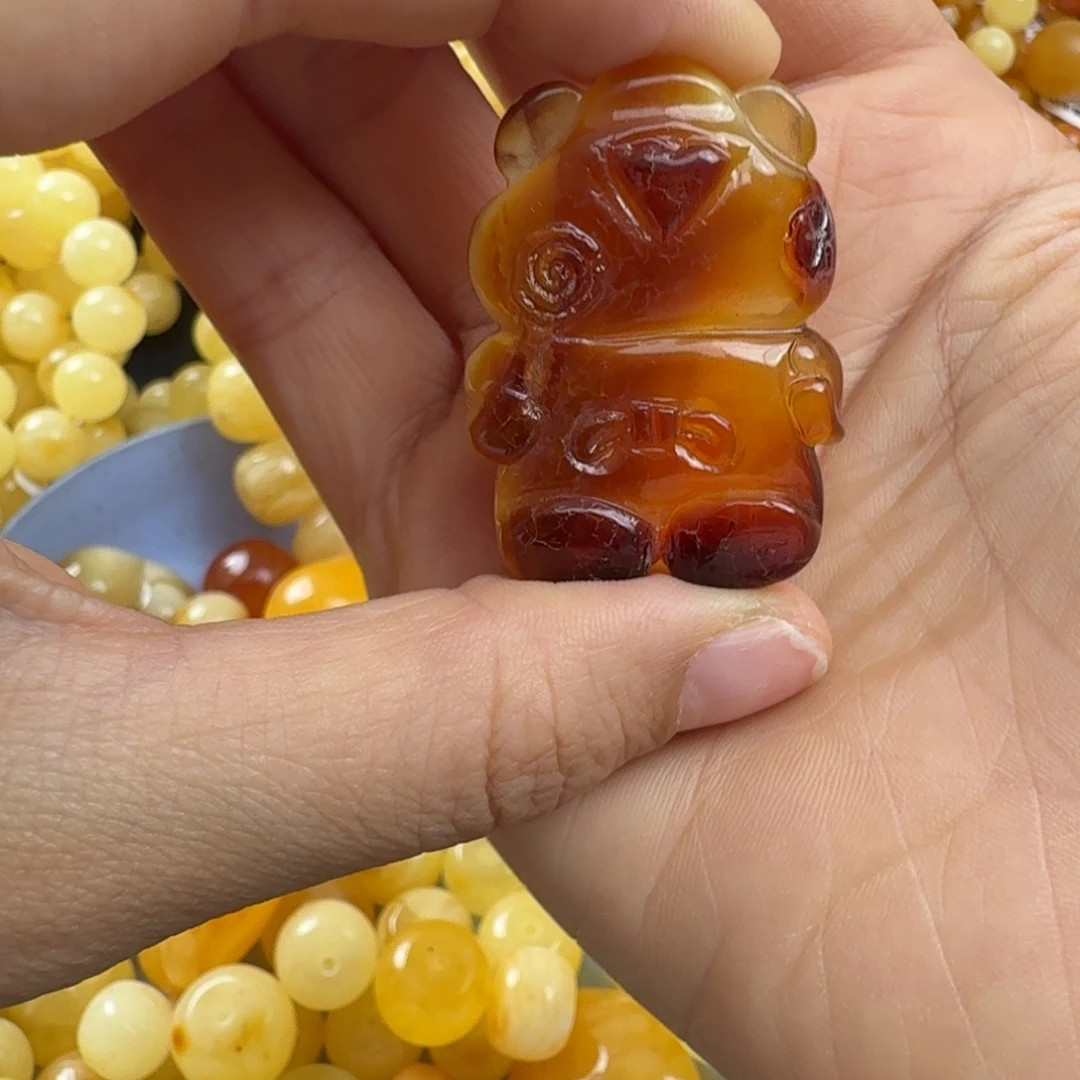 琥珀未镶嵌珠宝奇石