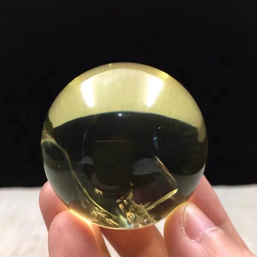 天然黄水晶球 好透亮