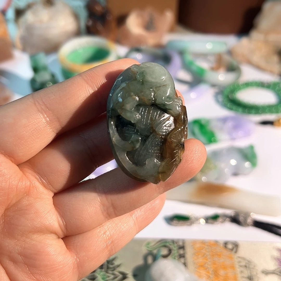 翡翠未镶嵌颈饰翡翠