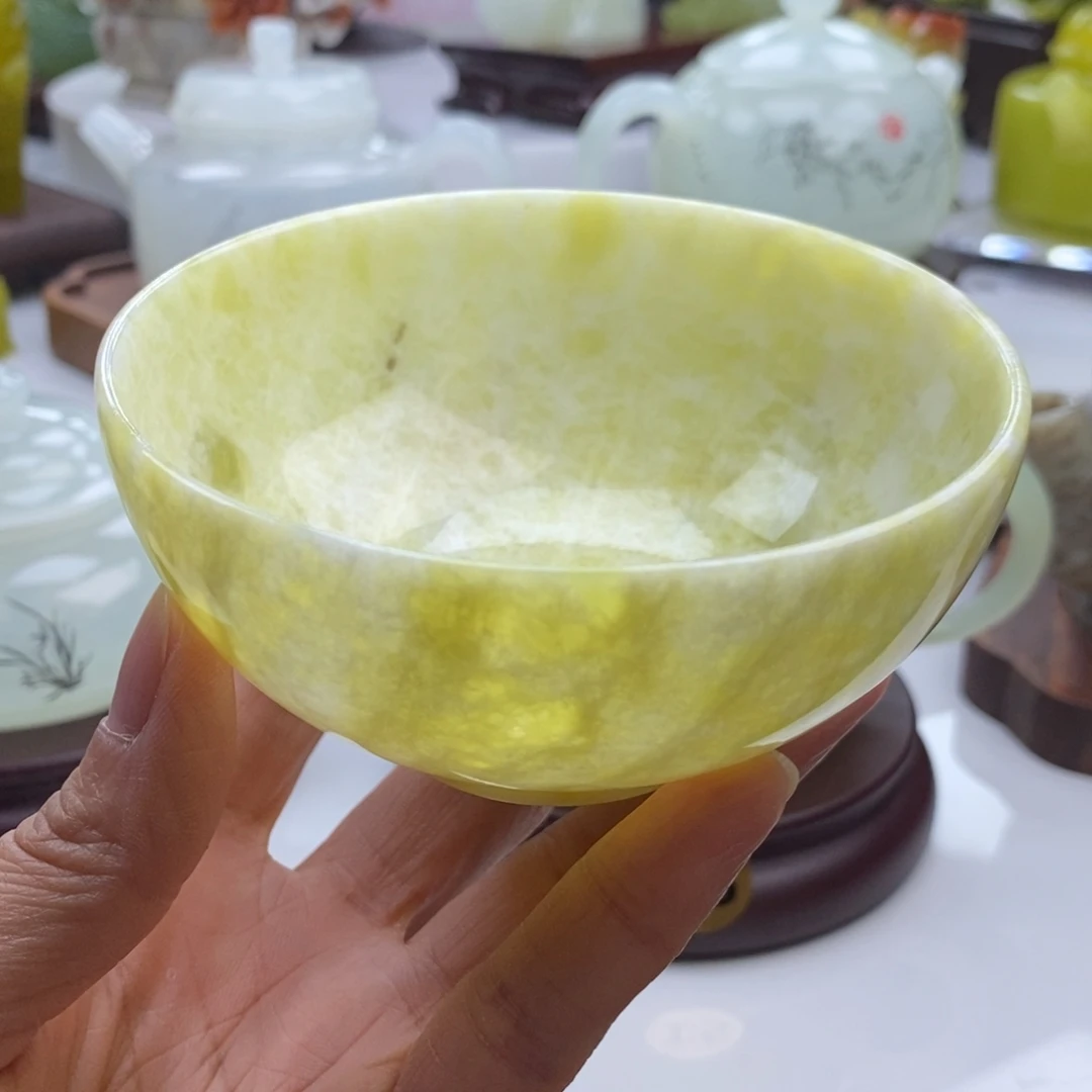 岫玉未镶嵌四大名玉玉碗