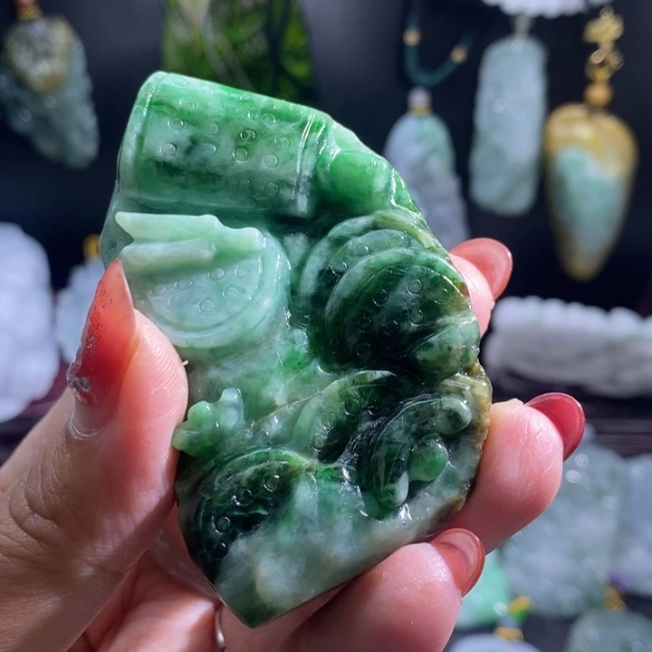 【闪购商品】颈饰未镶嵌翡翠八破