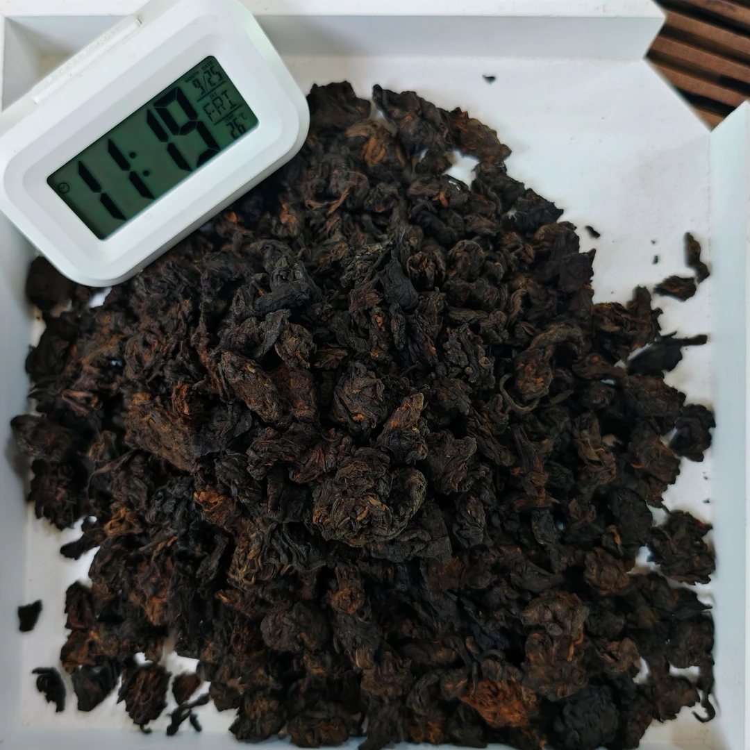 2013年 曼兴龙老茶头 大树春茶 熟茶散料 9月25日 【015】