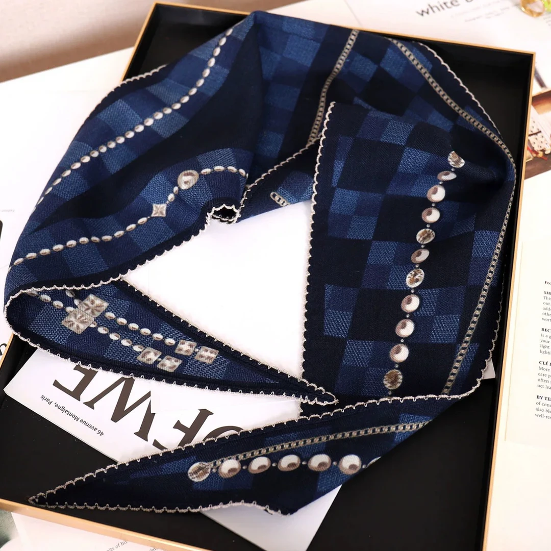 丝纡 复古格子 双面色丝毛菱形巾围巾披肩120*24