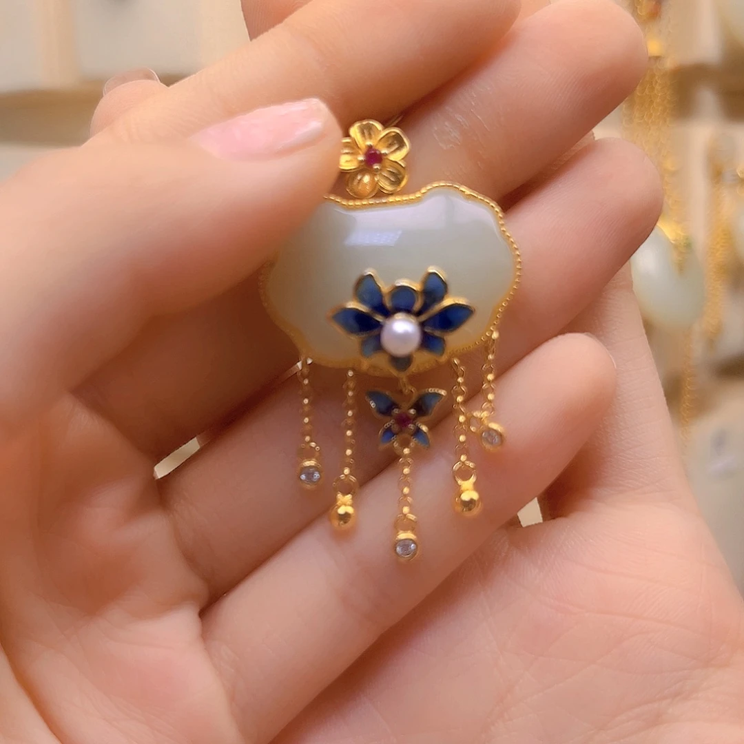 和田玉银S925镀金镶嵌颈饰