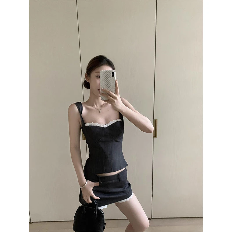条纹蕾丝边时尚气质修身高级设计感上衣吊带百搭显瘦包臀裙裤套装