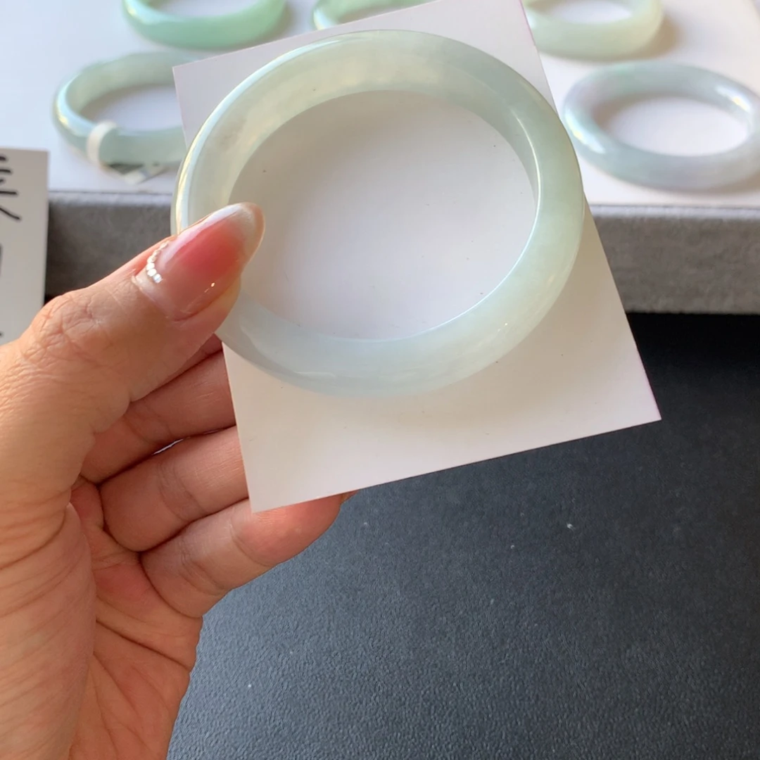 翡翠未镶嵌手镯57正