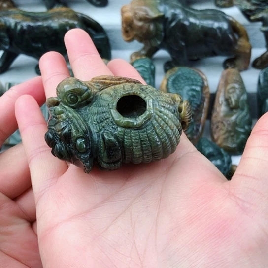 岫岩河磨玉(透闪石质玉)未镶嵌把件