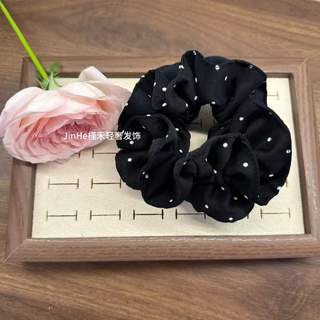 D006黑波点精致小圈时尚甜美日常简约高级韩系ins风发圈2025秋款