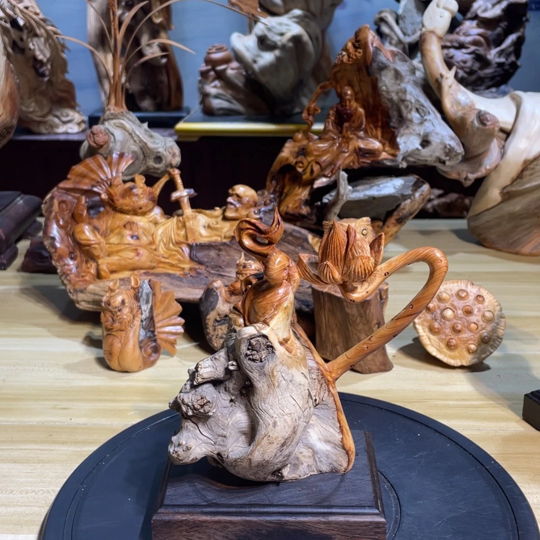 用***陈柏木太行崖柏工艺品
