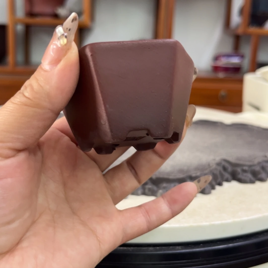 紫砂花盆瑕疵4-6。在。