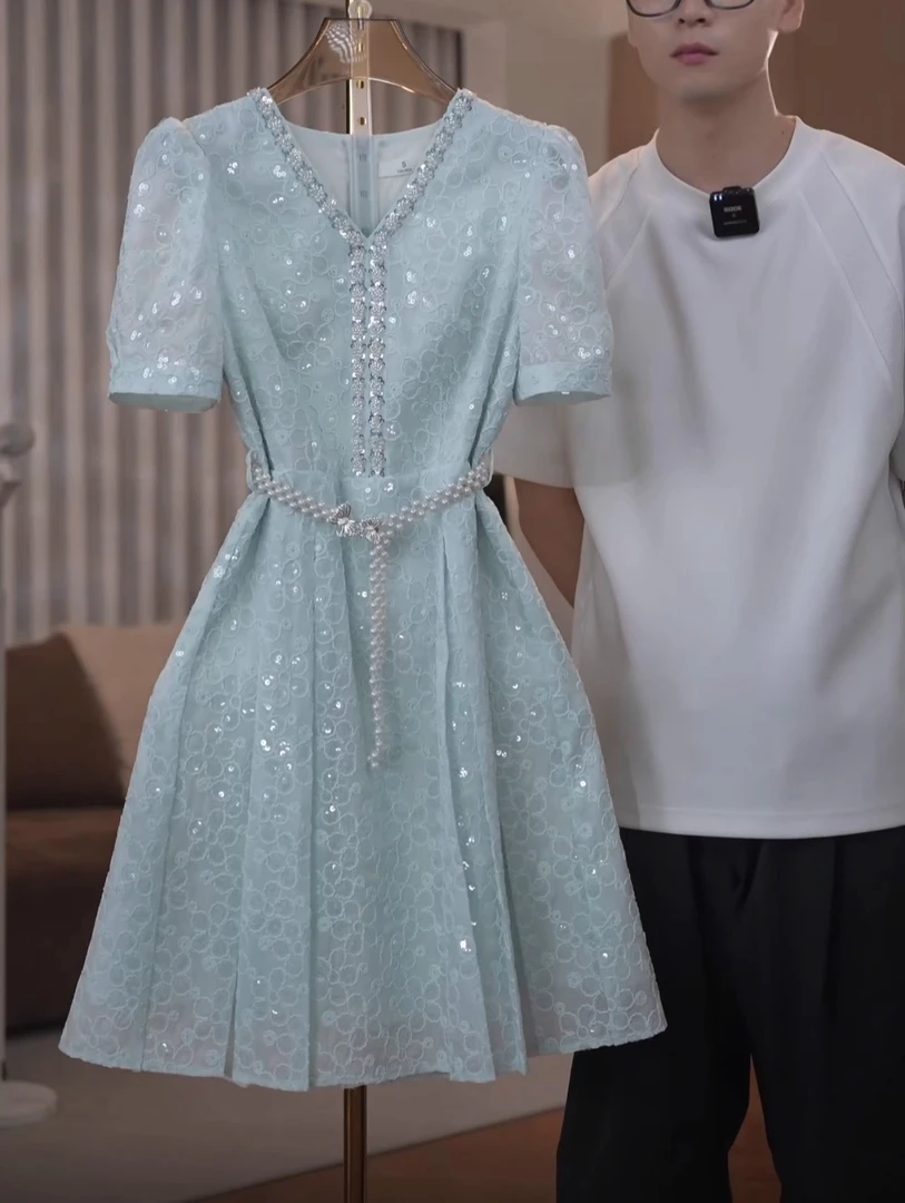 轻奢重工气质亮片名媛连衣裙2025夏季新款小众显瘦礼服短裙子女装