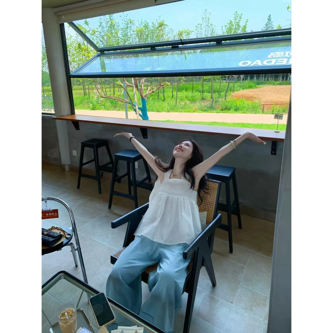 法式白色方领无袖娃娃衫上衣女夏季设计感小众短款上衣裤子套装