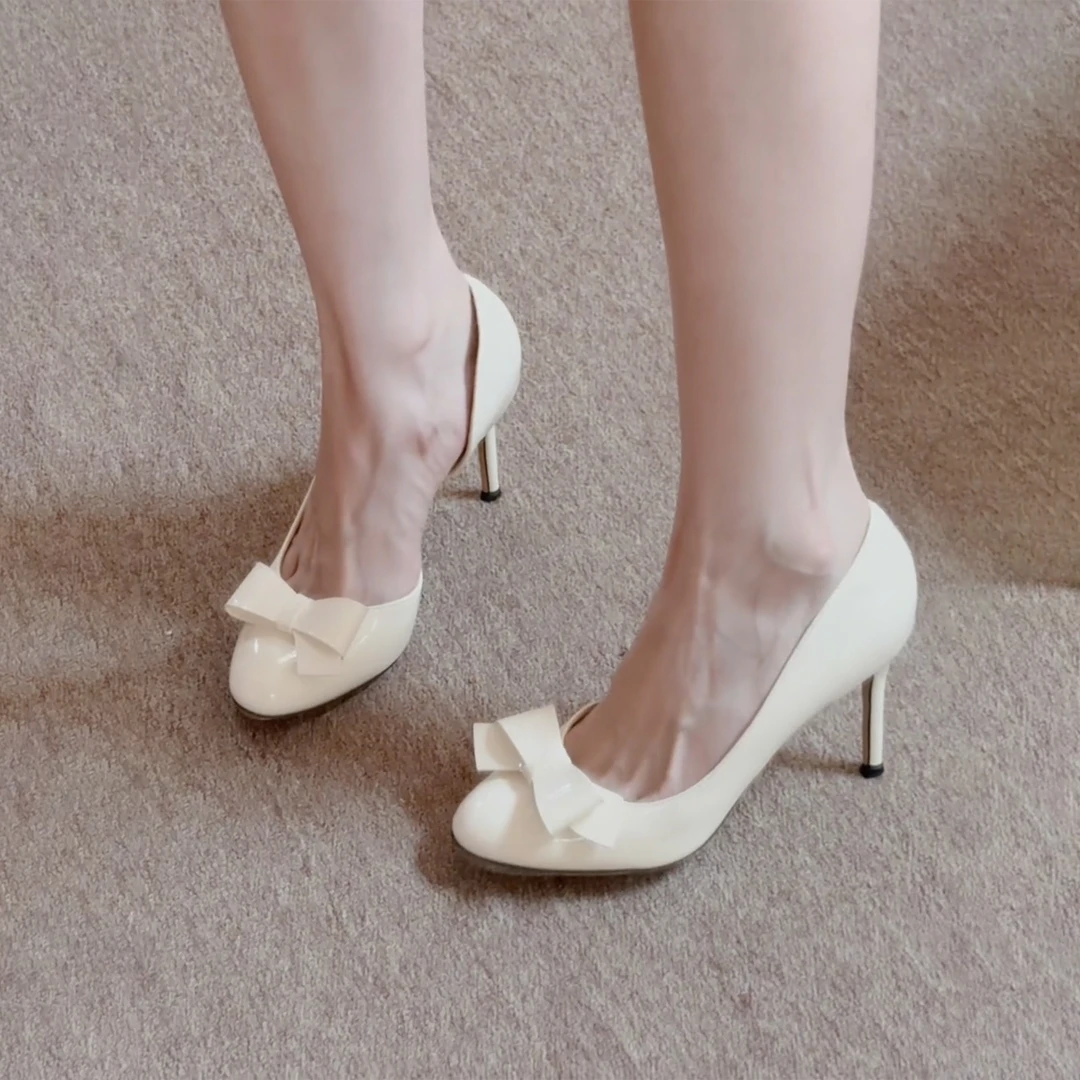 绝美白色细跟高跟鞋女2025新款圆头蝴蝶结气质单鞋百搭侧空欧若风